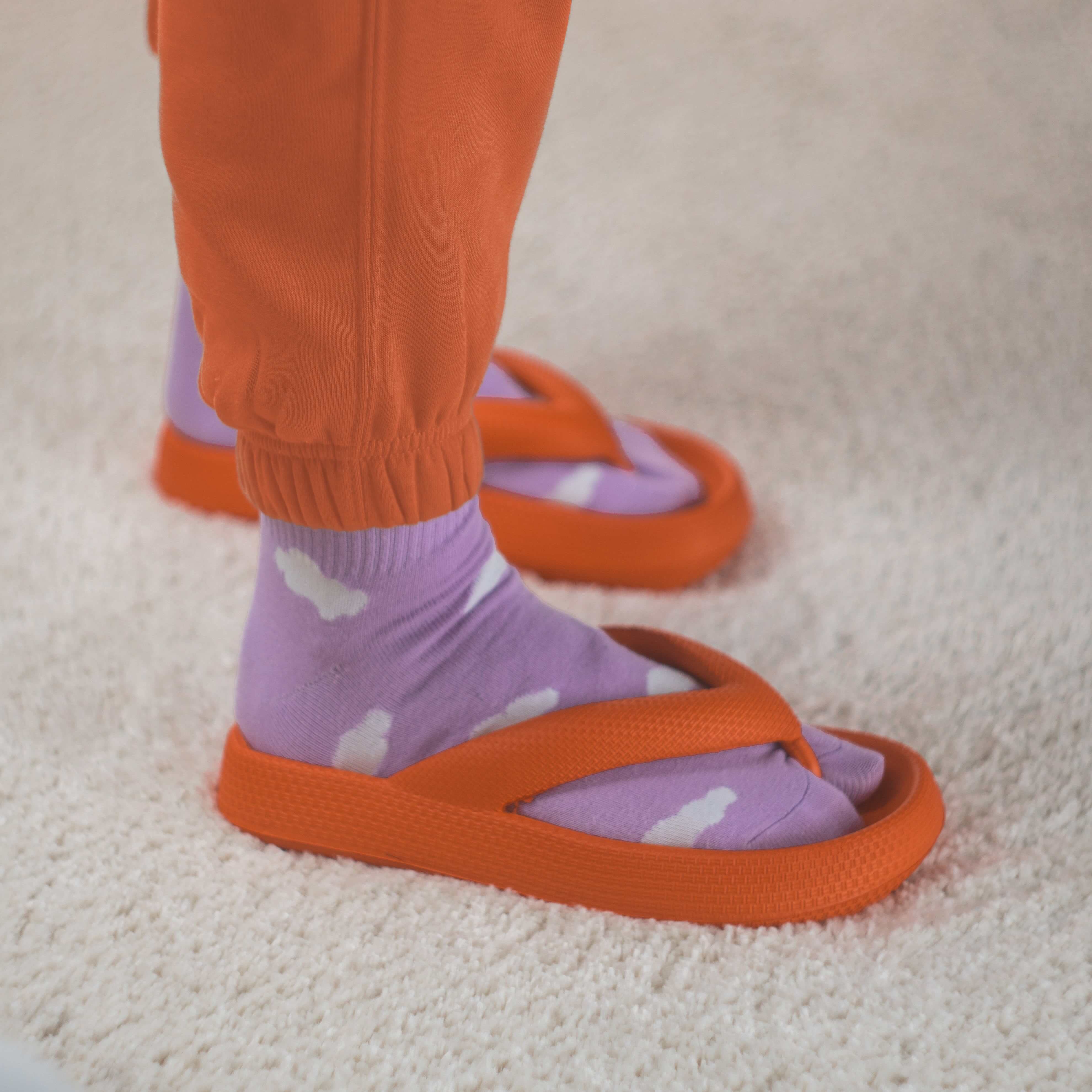Are Slides Better for Your Feet Than FlipFlops? Cloud Slides